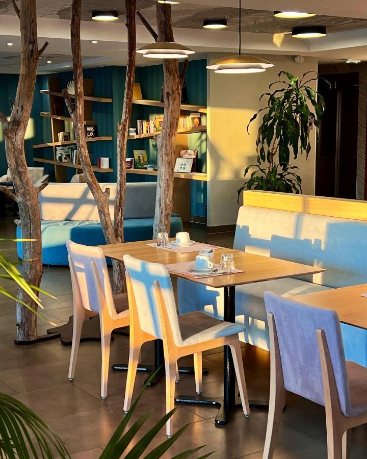 The Originals City, Hotel Ecoparc, Montpellier Est Saint-Aunes Екстер'єр фото
