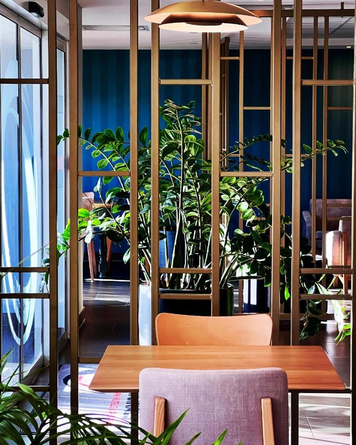 The Originals City, Hotel Ecoparc, Montpellier Est Saint-Aunes Екстер'єр фото
